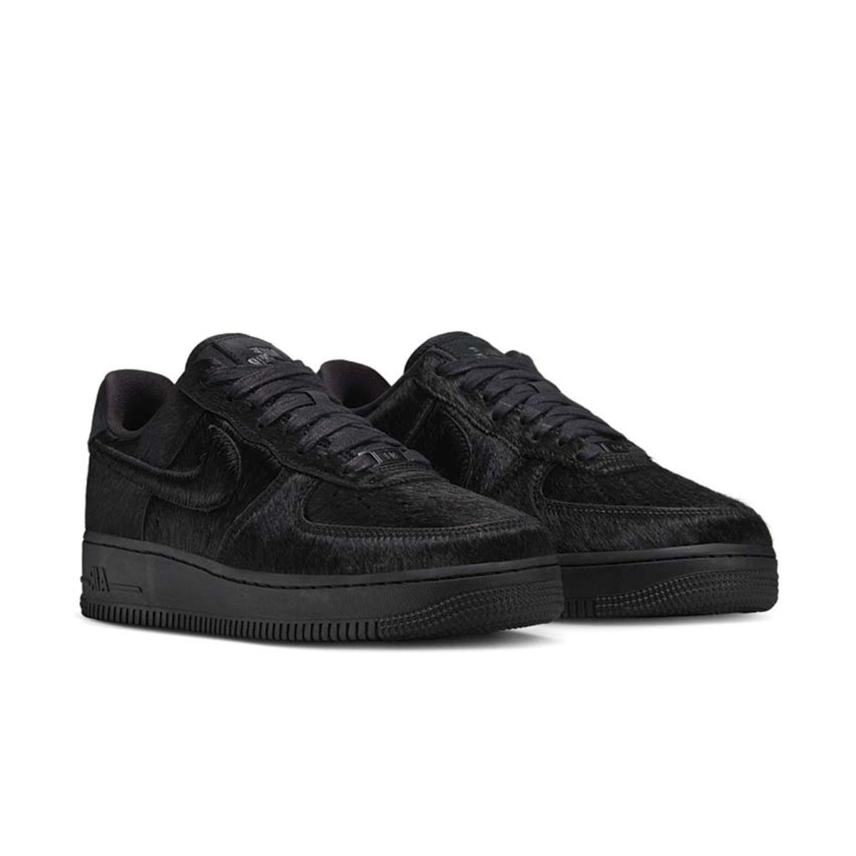 Nike Women's AIR FORCE 1 07 PONY HAIR Shoe