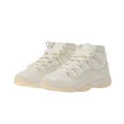Nike Women's AIR JORDAN 11 RETRO Shoe