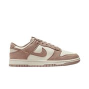 Nike Women's DUNK LOW NC Shoe