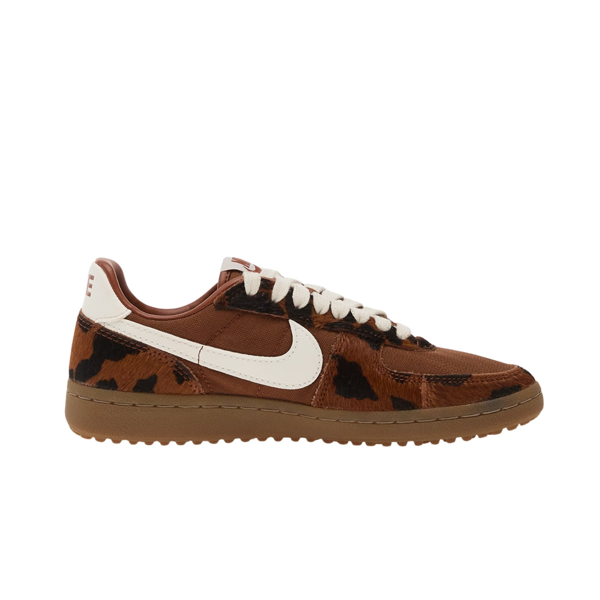 Nike Women's FIELD GENERAL SE PNT Shoe
