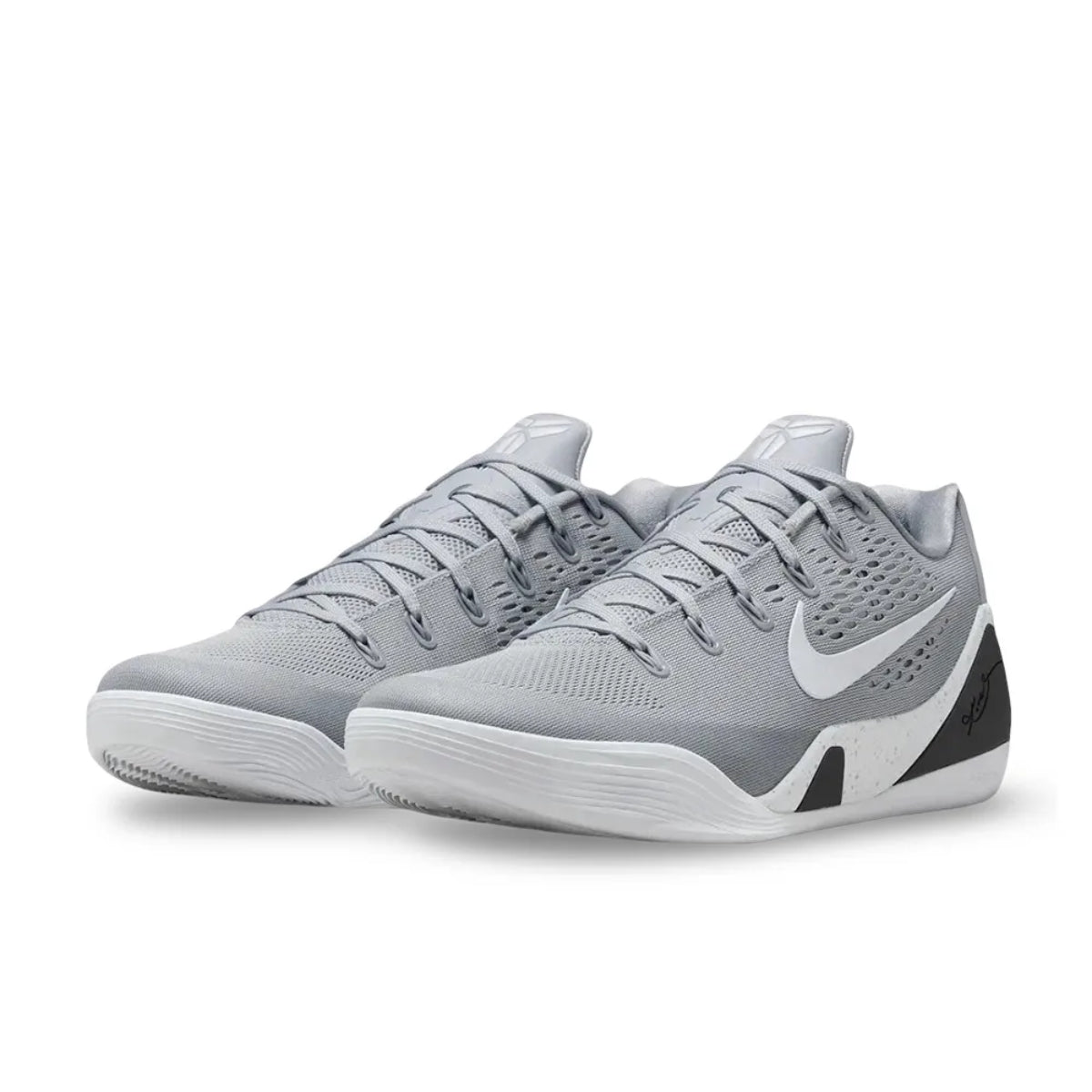 Nike Men's STITCHES LOW EM Basketball Shoe