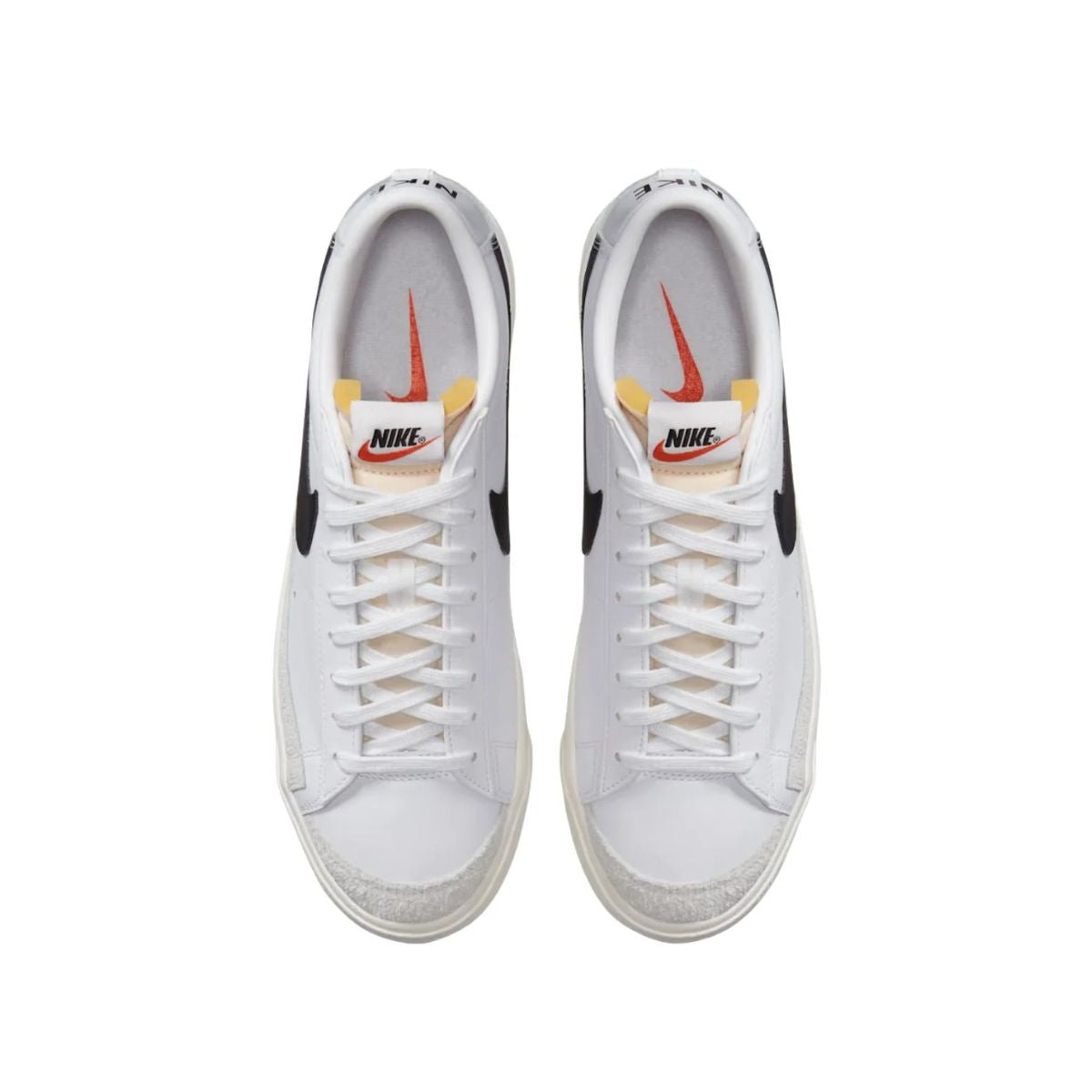 Nike Men's Blazer Low '77 Vintage Sneaker