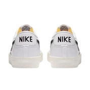 Nike Men's Blazer Low '77 Vintage Sneaker